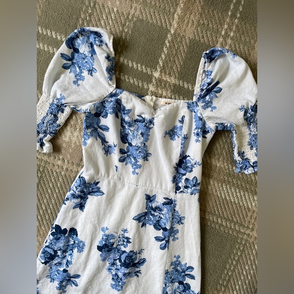 Francesca’s Mi Ami linen blend blue floral midi sweetheart puff sleeve dress S - Picture 2 of 7